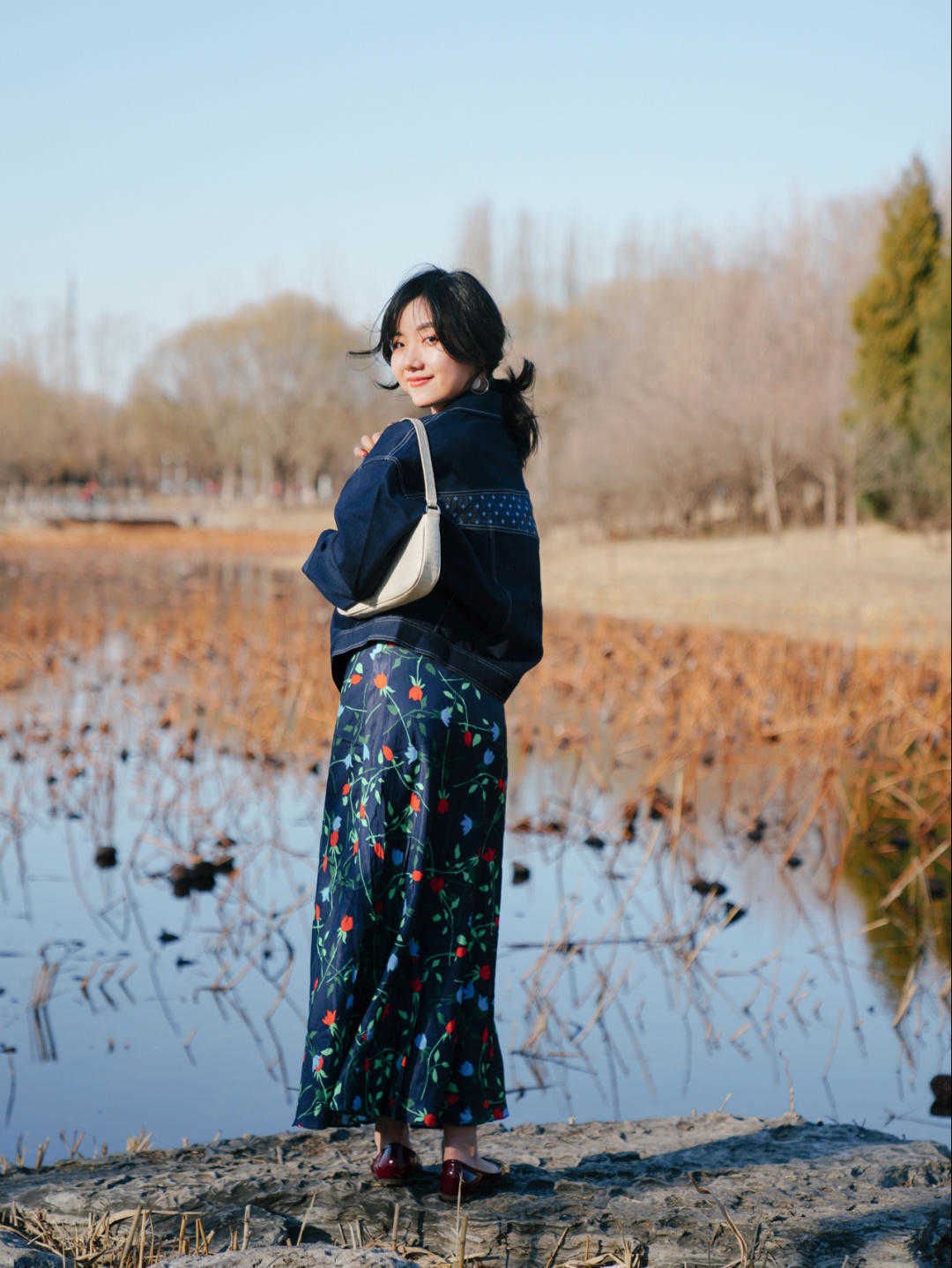 搭配|牛仔外套和秋天更配,这样穿更好看,休闲又有气质