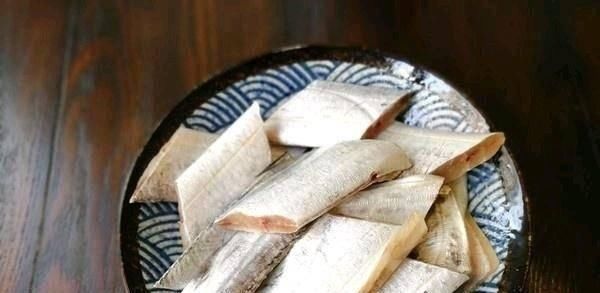 这菜比牛肉贵,比羊肉鲜,贵也要吃,常吃孩子身体强少生病