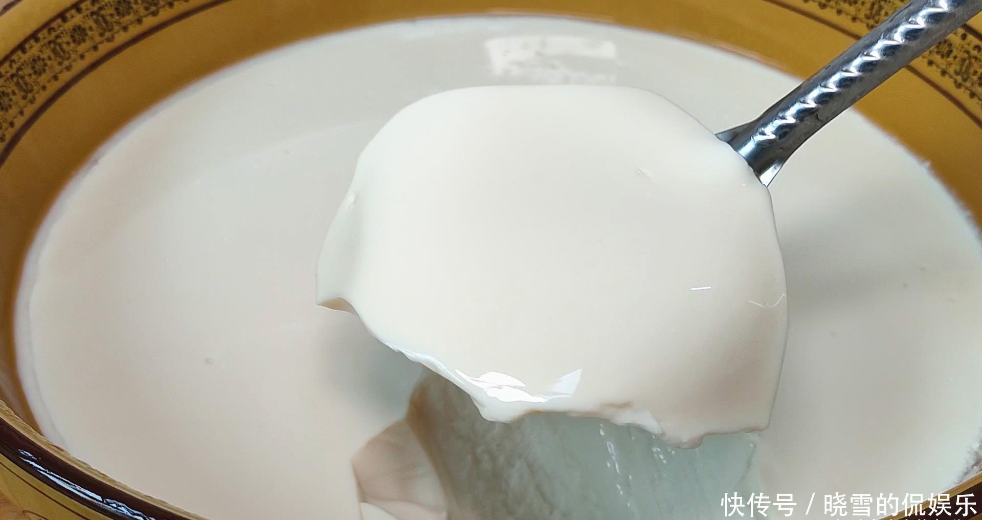 外面卖5块1碗的豆腐脑，教你在家做，一把黄豆做一锅，简单又美味