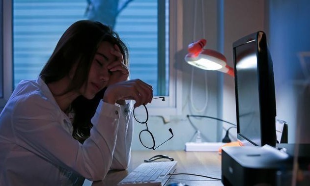 坏习惯|小便后用纸擦拭会得妇科病其实4个坏习惯才是诱发因素