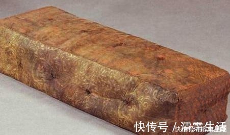 与凤翔邢尚书书!古人的枕头往往又硬又高又凉,为何睡得着?专家:古人有办法