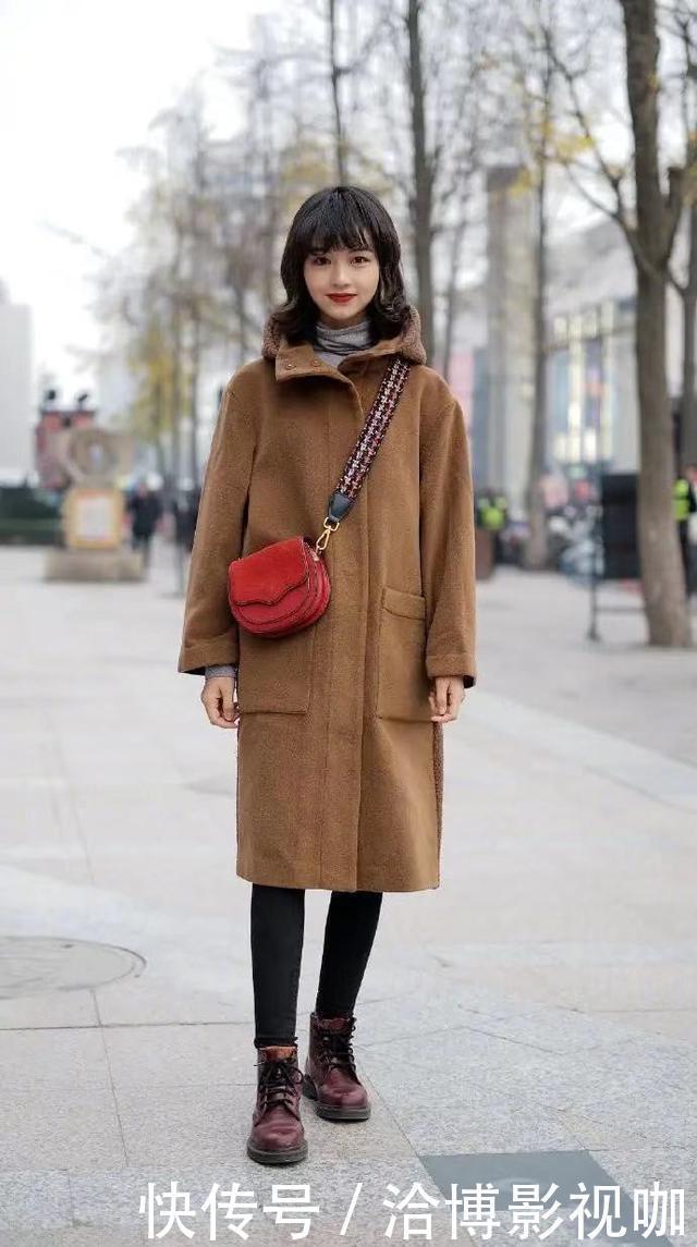 今年火了一种穿搭,叫做“大衣+长裤”,最适合小个子,很显高