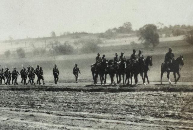 突进|日军记载真实八路军战斗:无论把他们打倒多少次,都继续勇猛突进