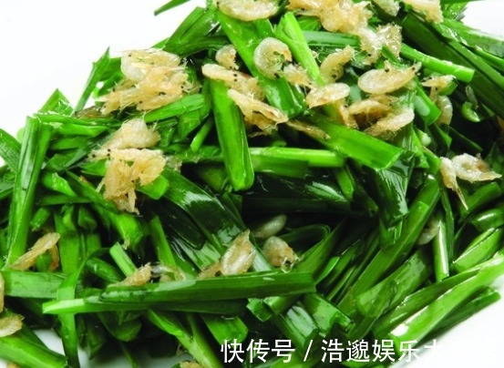 血管|韭菜加一宝，每天来一盘，血管不堵了，子宫干净了，肌肤更红润！