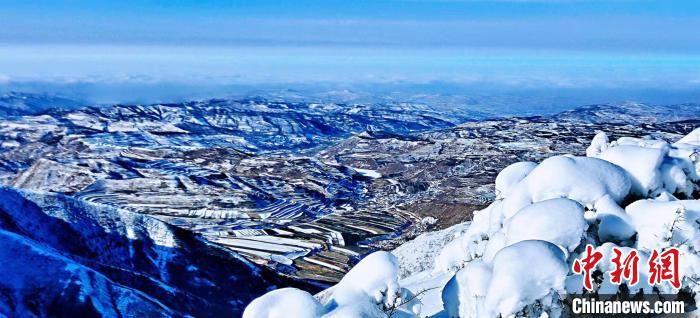 美景|春雪后的六盘山 美若山水画卷