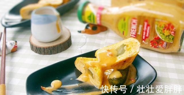 美味|酸黄瓜厚蛋烧,早餐美食,美味好吃!