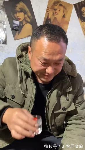 又土又上頭!用好萊塢技術(shù)拍農(nóng)村生活,人稱“糙版李子柒”!