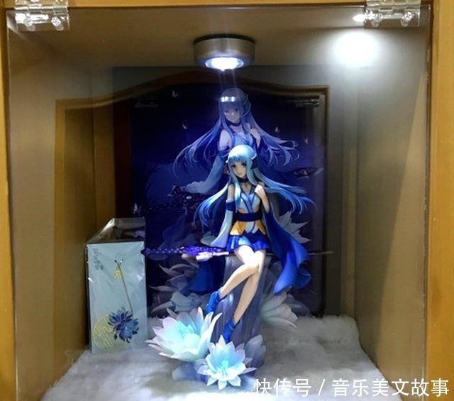 外貌|用保鲜袋来防止手办落灰尘,路人反应买个手办柜岂不是更好