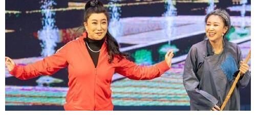 脱口秀破圈后,脱口秀演员和相声演员同台PK,最终谁会赢?