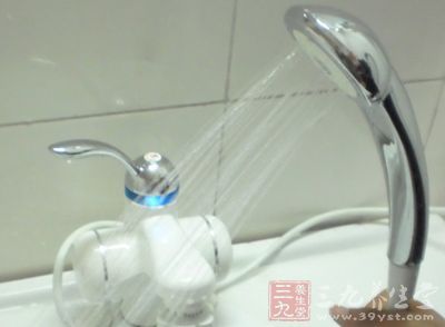 中年|健康小知识 冬季最养生的3大洗澡方法