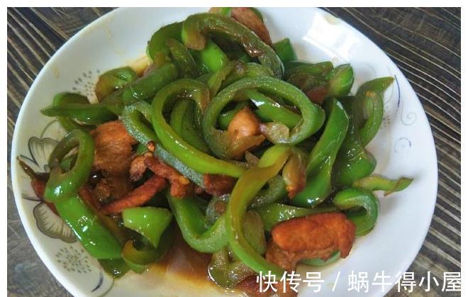 香气|青椒炒肉，先放青椒还是先放肉？按照大厨的做法，出锅香气扑鼻