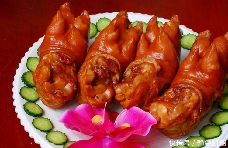 养颜|女性过了40岁,可以坚持吃3种食物,补血养颜、增强体质