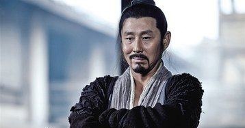 高端领袖是如何炒作自己的——连一向正直的史学家都要神化他