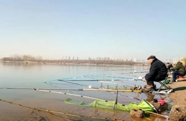 寒冬怎么钓大板鲫?这3招不是每个人都知道,得重视