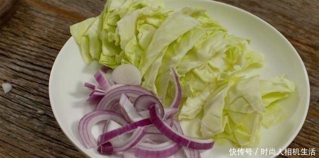 下饭|洋葱和它是绝配，做法简单，美味下饭，软化血管，血管通畅了