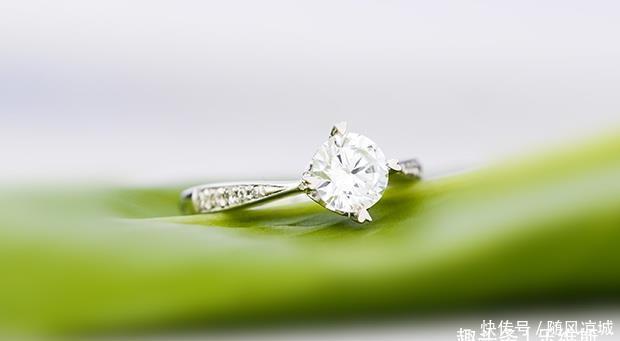 性价比|新款钻戒有性价比吗？新款做工好还是老款好？钻戒品质怎么看