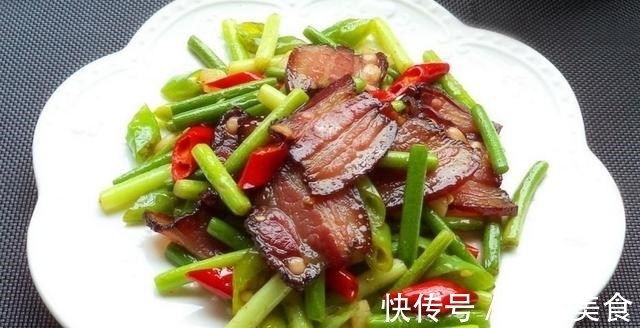 排骨|蒜薹5种最好吃的做法，每种都简单美味，看看你喜欢吃哪种？