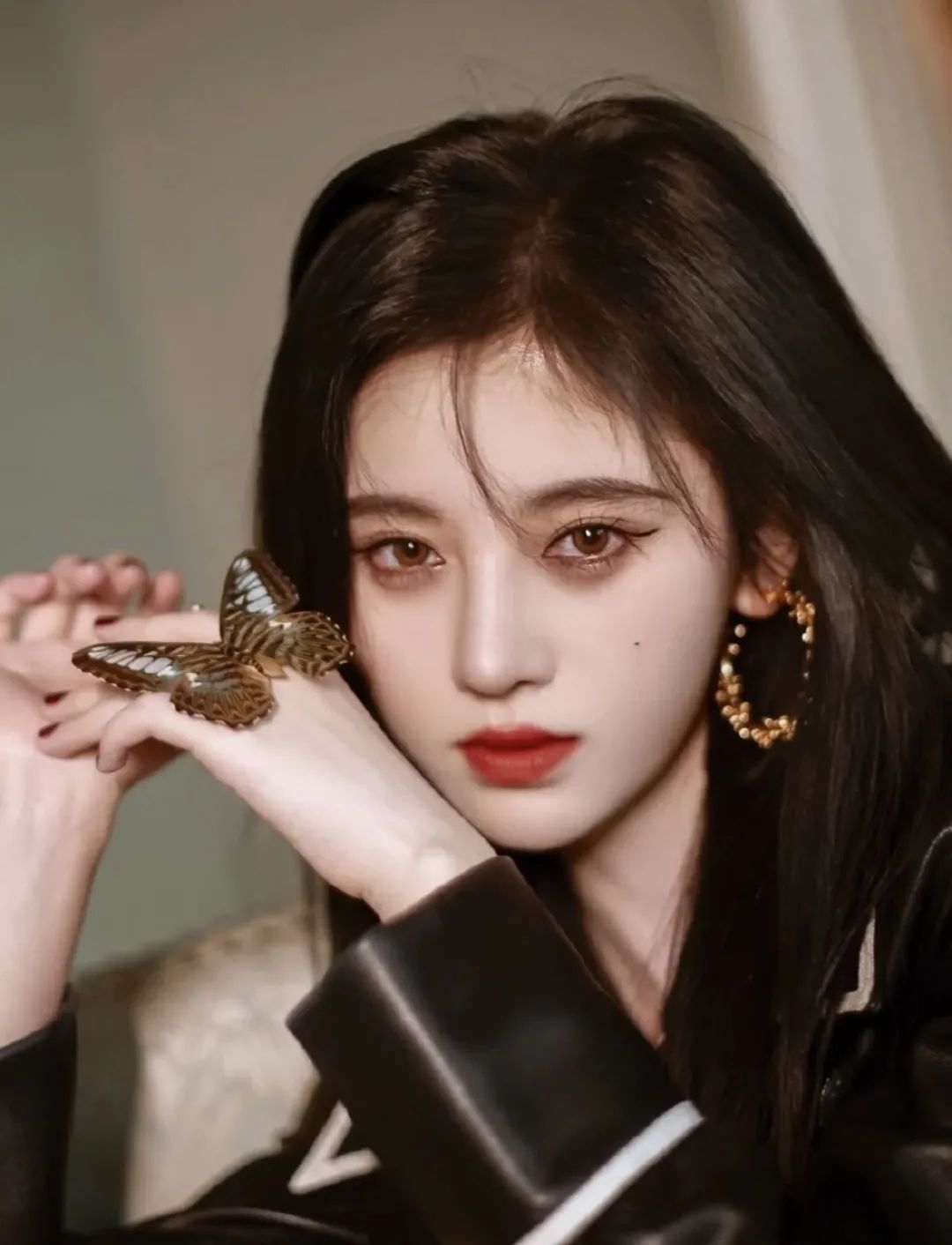 眼睑|双眼皮、大眼睛已经过时了，现在的美女标准是这样..