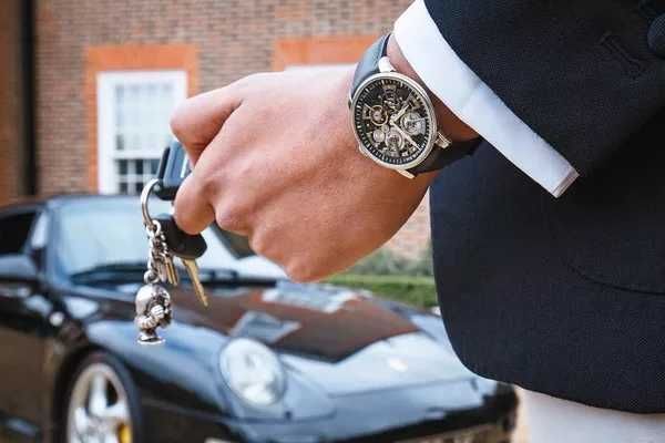 商家|为什么那么多人喜欢戴复刻手表呢?是真的手表吗?