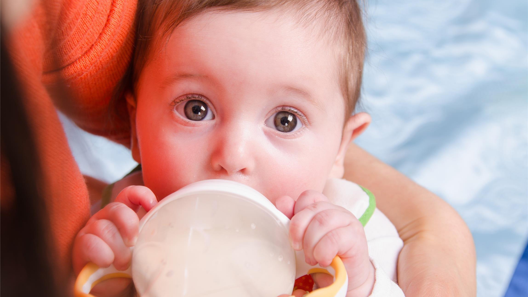 孩子什么时候断母乳最好，世卫组织给出了答案这个年龄最好