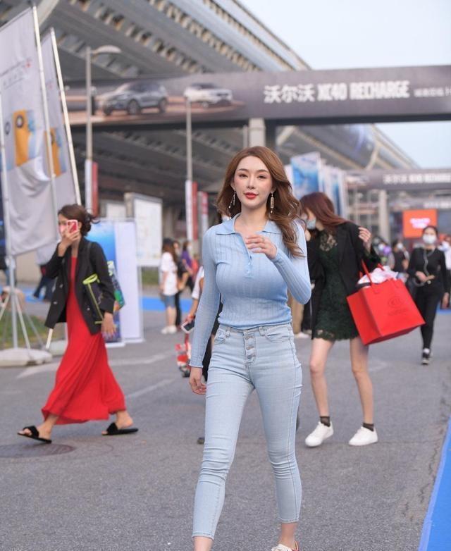 鞋子|微胖美女穿得“精致”,却毁在了一双鞋子上