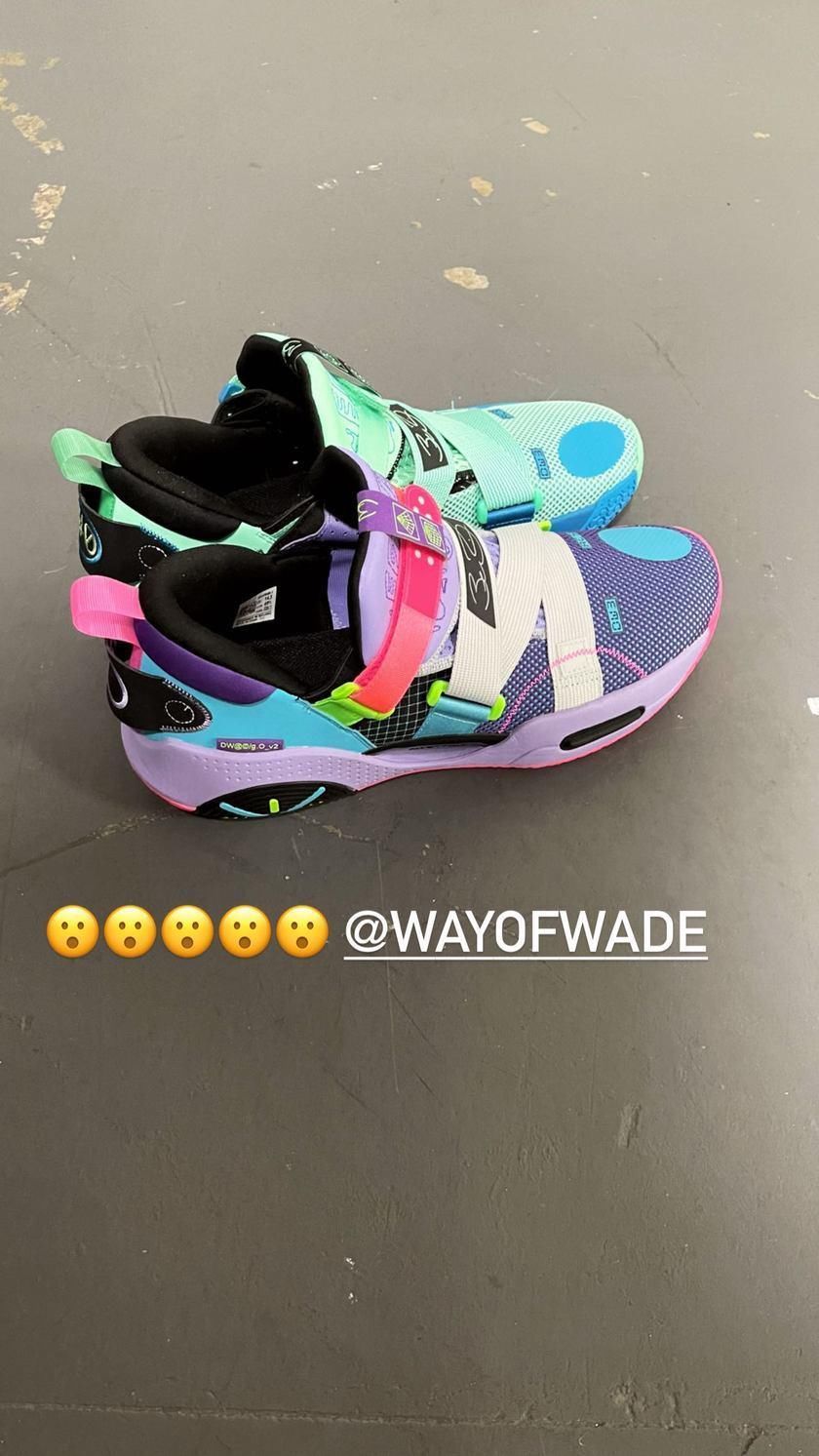 韦德 韦德亲晒全城 9 V2 ?魔术贴绑带+鸳鸯设计,吸睛度不俗!