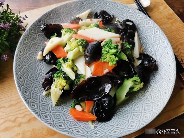 年夜饭，大鱼大肉太油腻，分享16道素菜小炒，荤素搭配才健康