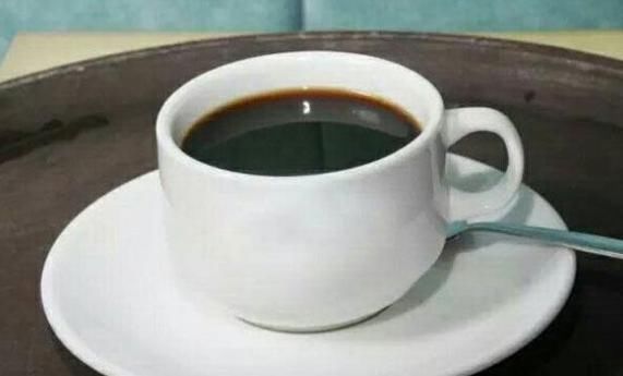 饮食禁忌|女性若得了乳腺增生，需要管住嘴，5种食物吃不得，愿你能重视