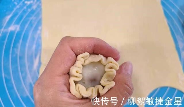 炼乳|用千层饼皮做酥皮月饼这个可以!奶黄芝士芋泥等3种口味任你选!