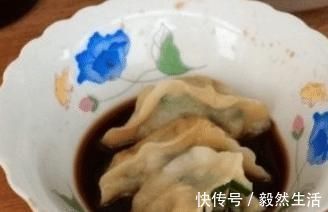 肉馅|调肉馅,大厨教你“1盐2水3油”,鲜嫩美味又多汁儿,好吃不腥