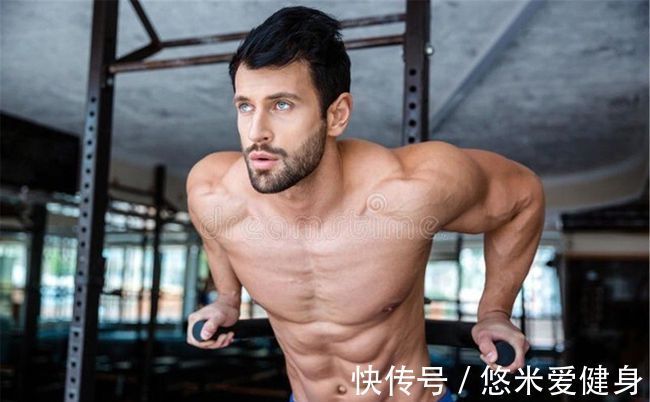 上臂|双杠臂屈伸的5个技巧,每周训练2次,快速提升上肢肌肉力量
