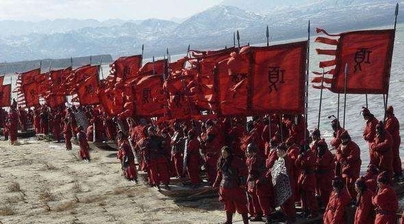 楚汉战争|韩信想出妙计，让一群蚂蚁拼出四个大字，项羽看后是绝望举剑自刎