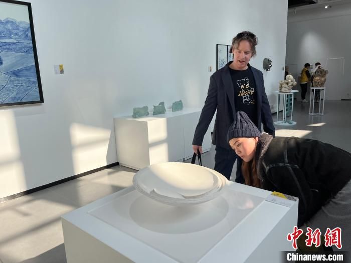 双年展|全球206件作品亮相景德镇 集中展现当代陶艺最新成果