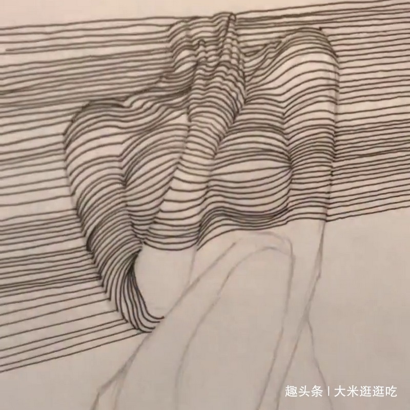 幅画作&美术生给女生画像,纸上全是线条,看到3D成画跪服!