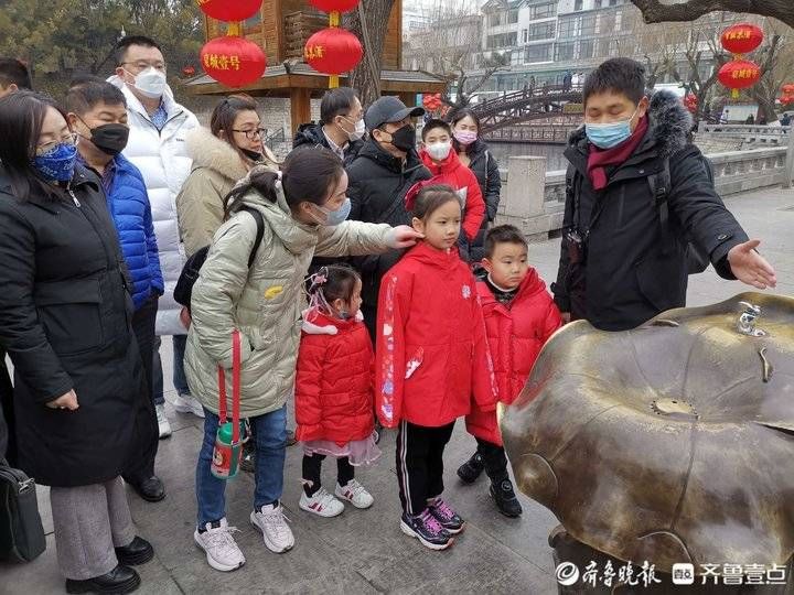 猜灯谜|猜灯谜、包元宵，住济台胞、台生在济南黑虎泉畔共度元宵佳节