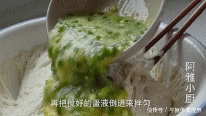 早餐饼别再出去买了,教你懒人做法,手不沾面10分钟出锅