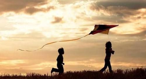 女儿|父母生二胎,女儿不回家“你们生的是我弟弟,还是我儿子”