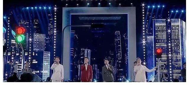 鳳凰傳奇|離開(kāi)流量，芒果臺(tái)中秋晚會(huì)收視被吊打，央視憑兩個(gè)法寶奪冠