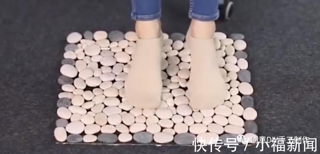 旧衣服、旧毛巾、毛线、麻绳这些改造在地毯,少钱又实用