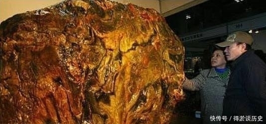 金沙彩玉石|一块其貌不扬的石头,竟然价值8亿,到底是什么石头这么贵