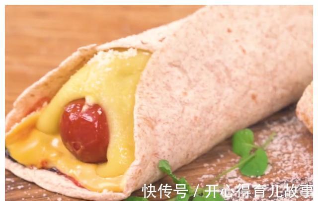 分享一款芝士香肠卷，鲜香味美，营养丰富，是家中孩子爱吃的早餐