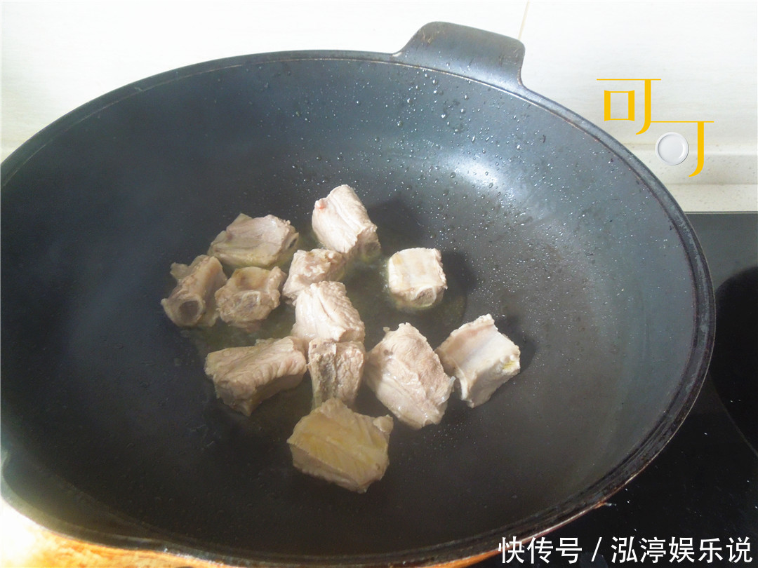  硬菜|香糯绵软的荔浦芋头，配肉香四溢的排骨，年夜饭上有这道硬菜好赞