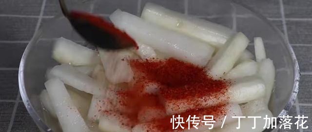 萝卜|白萝卜这样吃才叫过瘾,不用炒不用炖,开胃下饭又解馋,比肉还香!