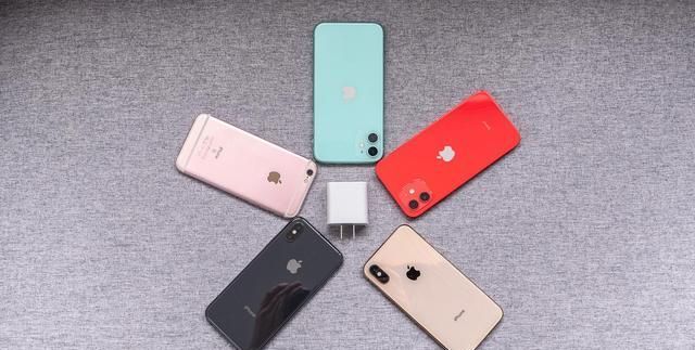 20W充电头的最高充电|实测6S等用户也能用20W充电头，iPhone 12用户哭了：这也算快充？