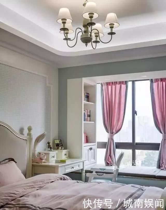 小户型|头一次看到卧室飘窗这样装,太美观实用了,相当于多了间房