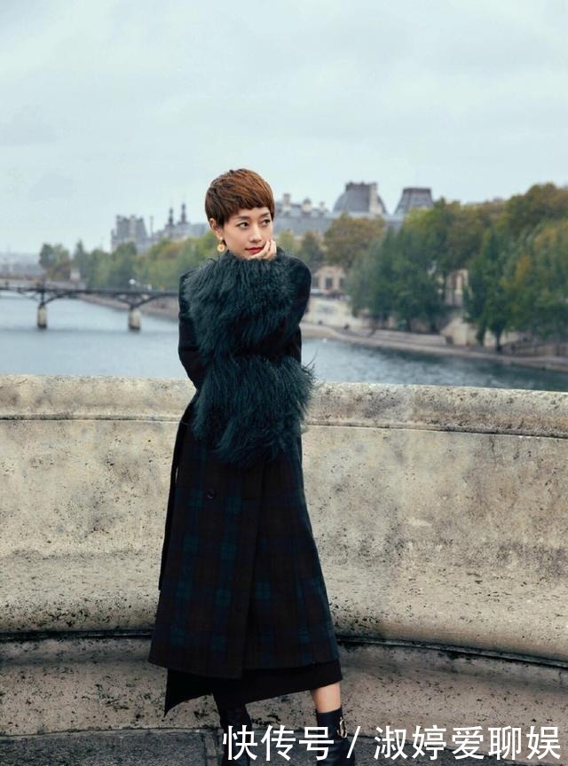 马伊|穿大衣时,如何配色?看马伊琍“色彩搭配”套路,时髦优雅显高级