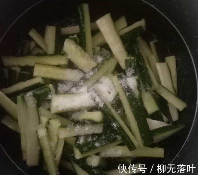 小米辣|腌脆黄瓜,清脆可口,开胃下饭!