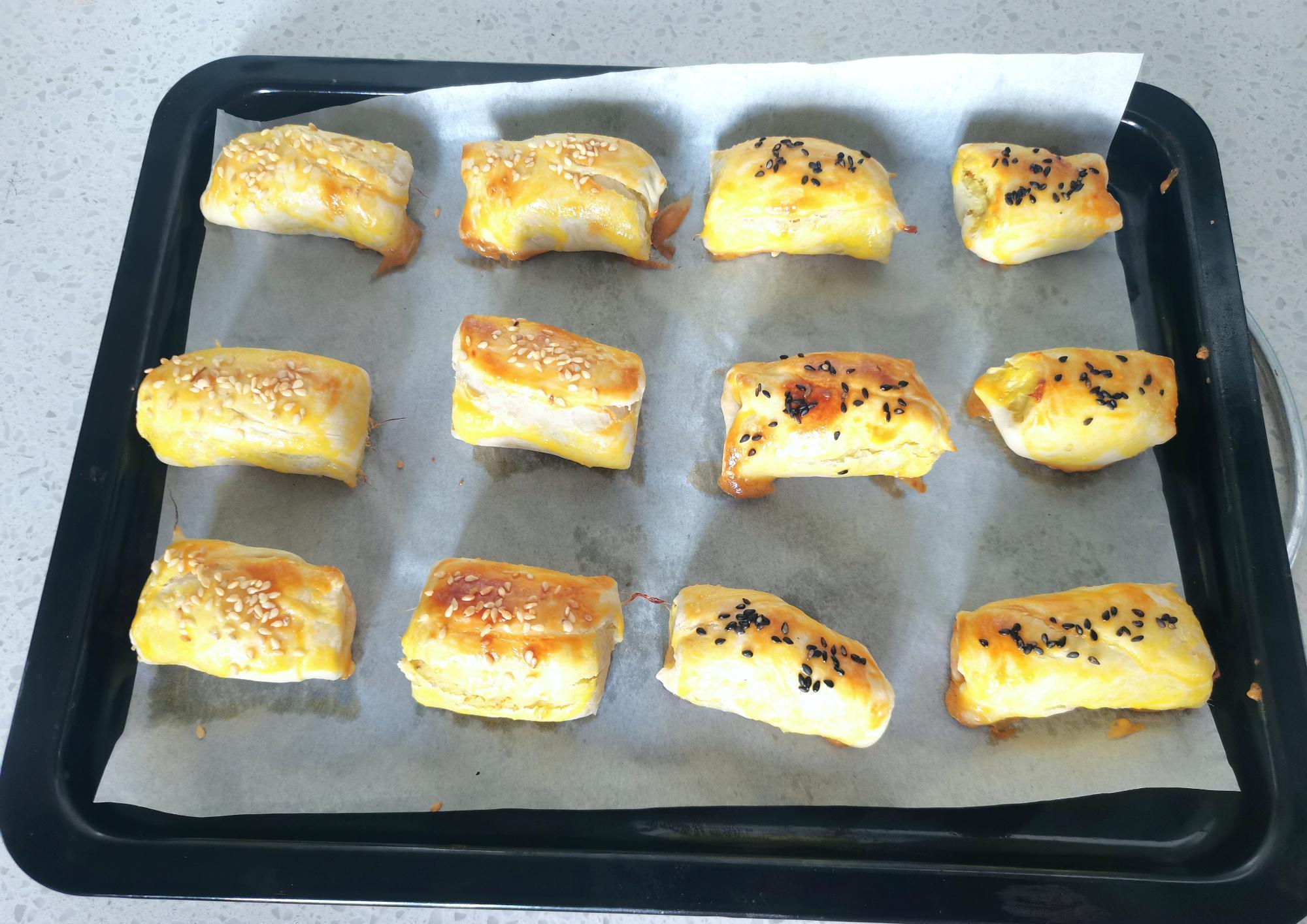 手抓饼的经典吃法,简单一卷,10分钟上桌,外酥里甜,外面买不到