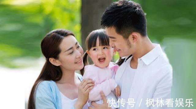 夫妻俩|生了3个孩子又怀上双胞胎，宝妈气得摔东西生那么多孩子干啥