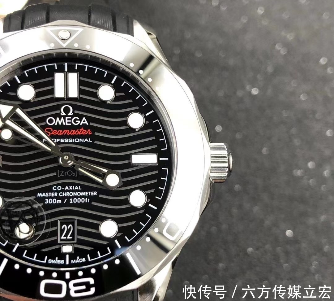 珐琅|VS厂欧米茄海马300米V2版本胶带款质量如何?值得入手吗?